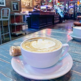 The best way to get into the holiday spirit? With a Toasted Marshmallow Latte from @theperccoffeehouse, only eight-minutes from your doorstep. βοΈ 
.
.
.
(Photo cred: @keepinitkyla)
#norra #norrapartments #lewisville #lewisvilletx #lakelewisville #lewisvilleapartments #dfwapartments #dfwblogger #dfwinfluencer #dfwyoungprofessionals #dfwapartmentlocator Instagram post from @norraapartments on December 02, 2021 09:05:39am